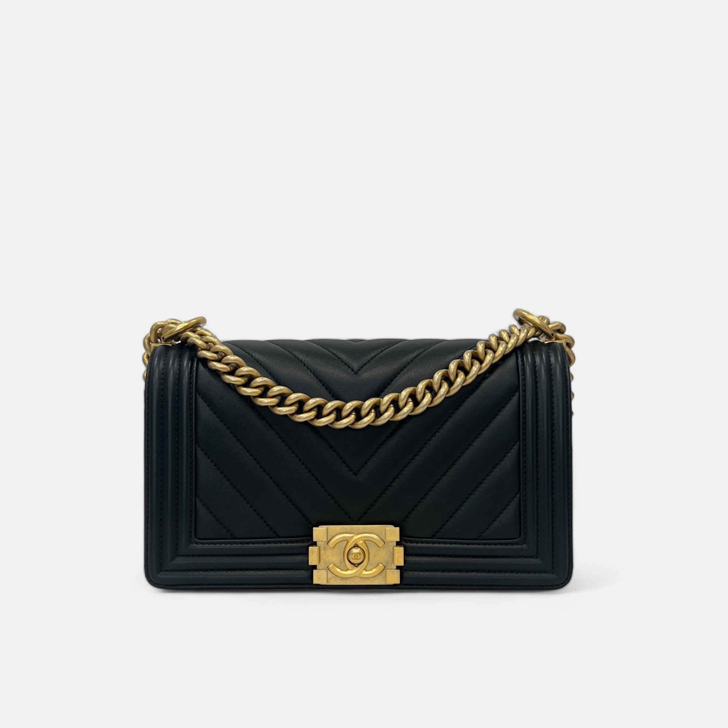 Le Boy Chevron Medium in Black Lambskin with Aged Gold Hardware