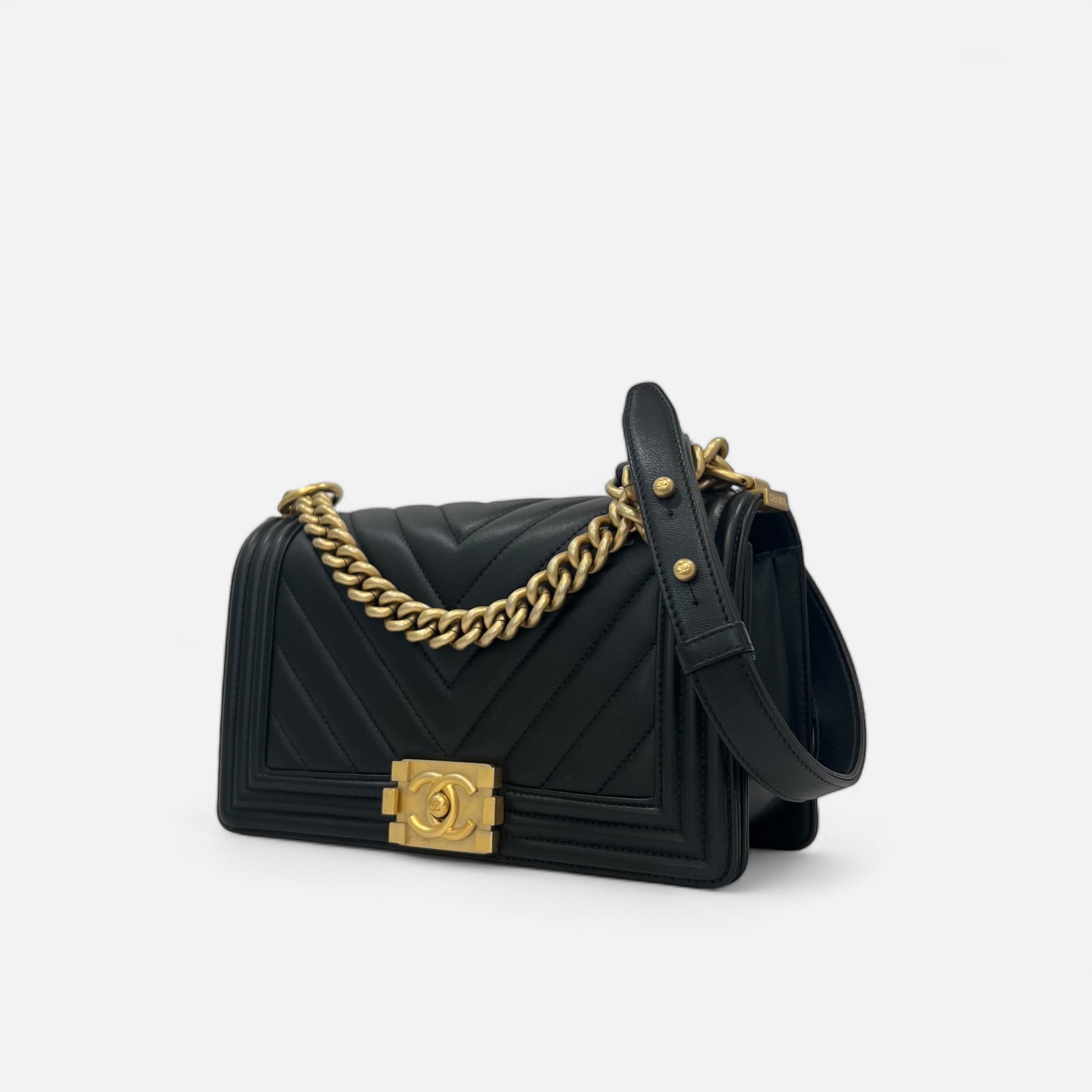 Le Boy Chevron Medium in Black Lambskin with Aged Gold Hardware