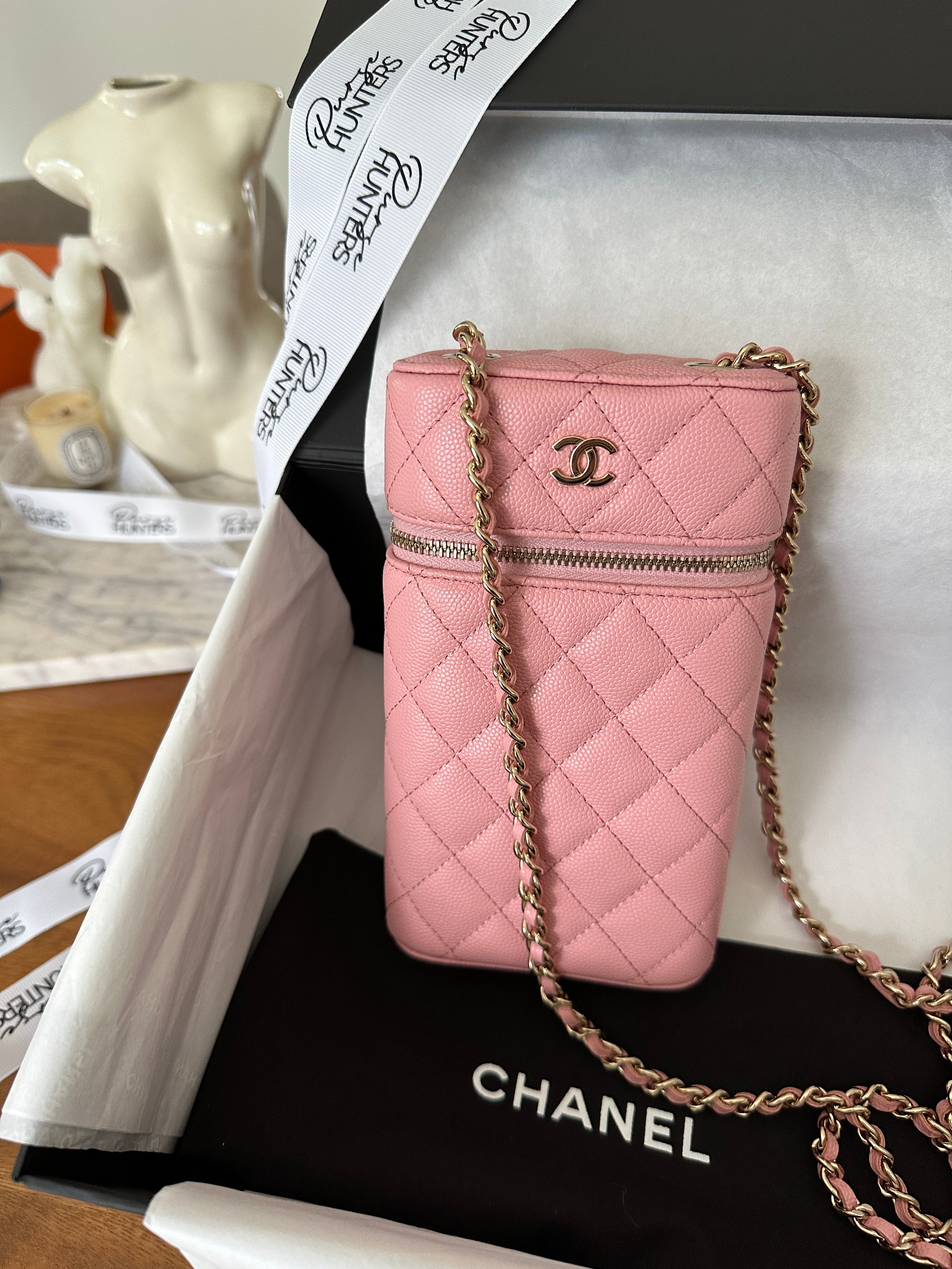 Chanel 21P PHONE HOLDER Black Caviar Leather Unboxing and Initial